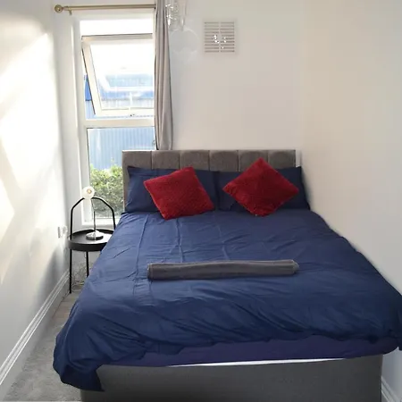 Luxury Close To Centre Leeds (West Yorkshire)