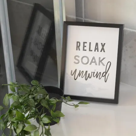 Luxury Close To Centre Hébergement de vacances *